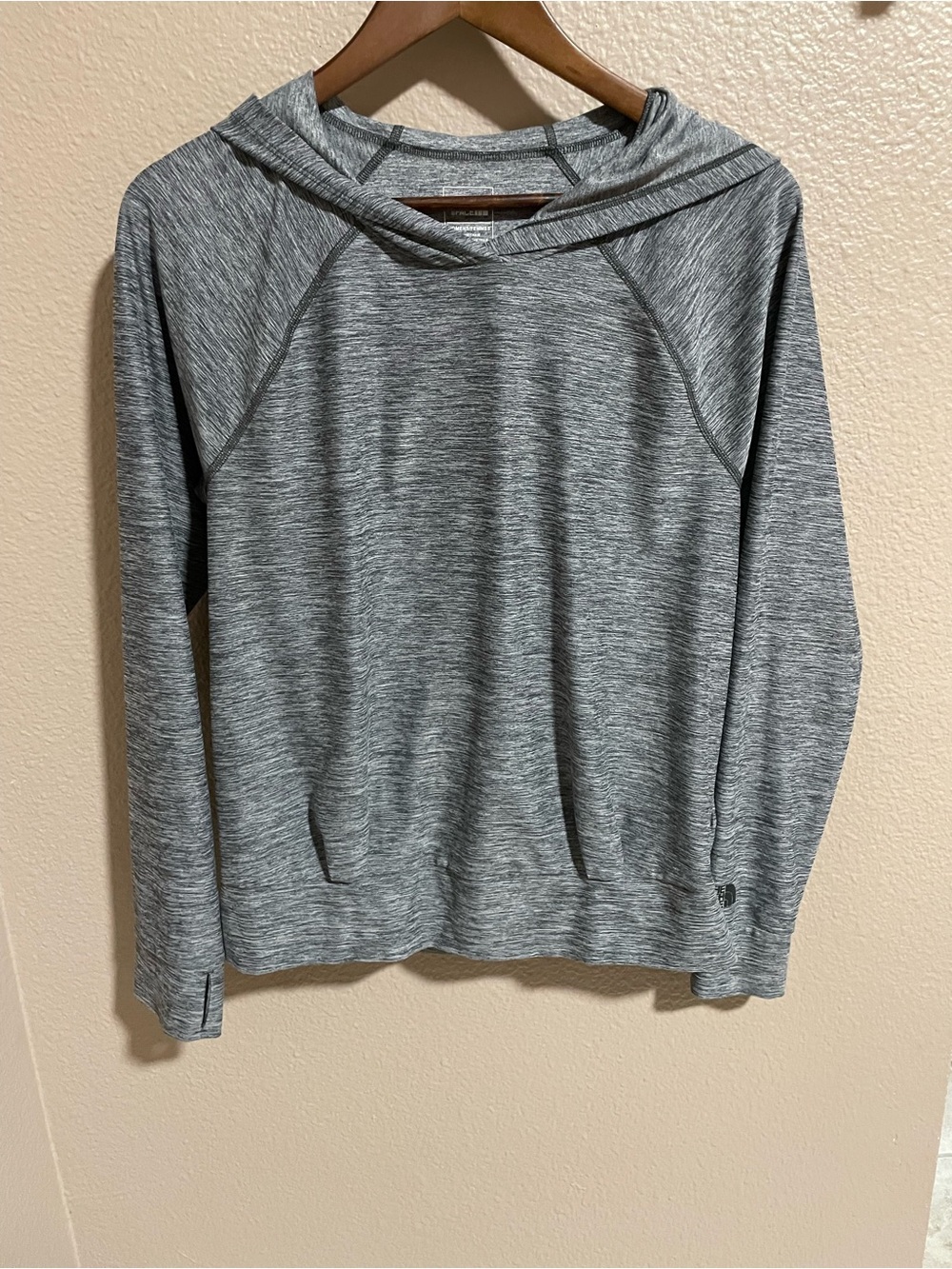 The North Face Women's Heather Gray FlashDry Long Sleeve shirt with hood
